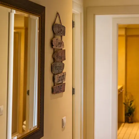 Floor Ocean View - Swimming Pool *