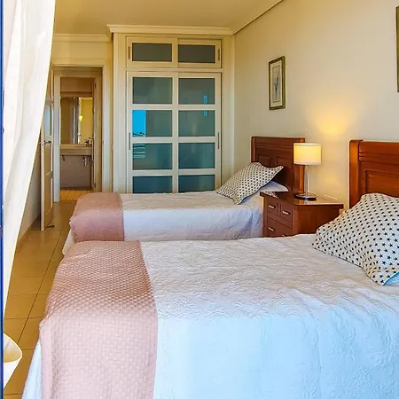 Apartment Floor Ocean View - Swimming Pool *